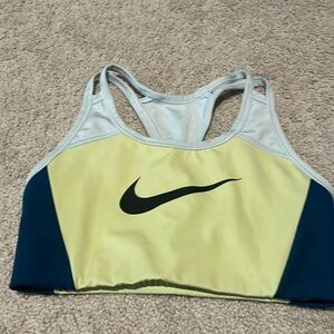 Women’s Nike Sports Bra size small